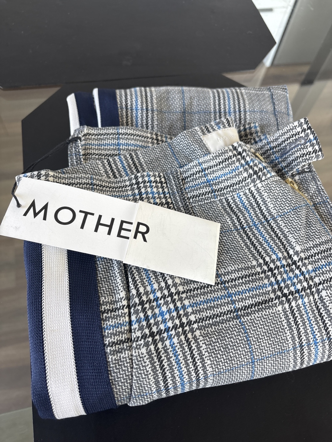 🏈 Mother Grey Blue Plaid Pants Size 30