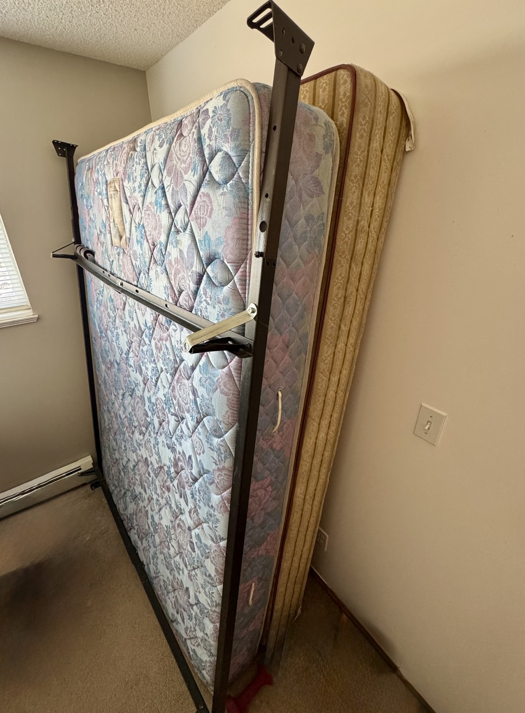 Queen Bed box spring with mattress and metal frame