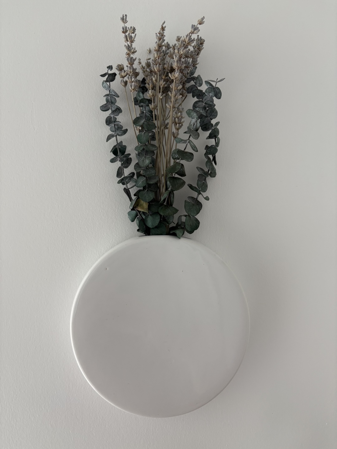 Chive Wall Vase - White