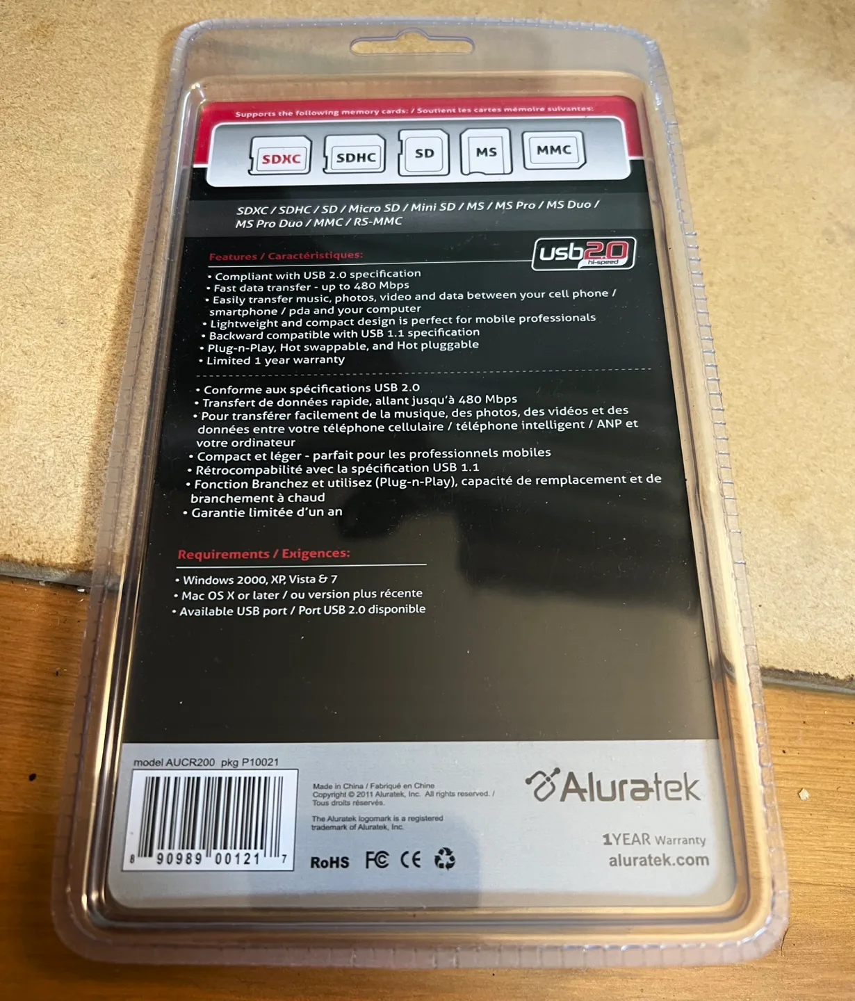 Multi media card reader for SDXC, SDHC, Mini SD, USB 2. image indicator(2)