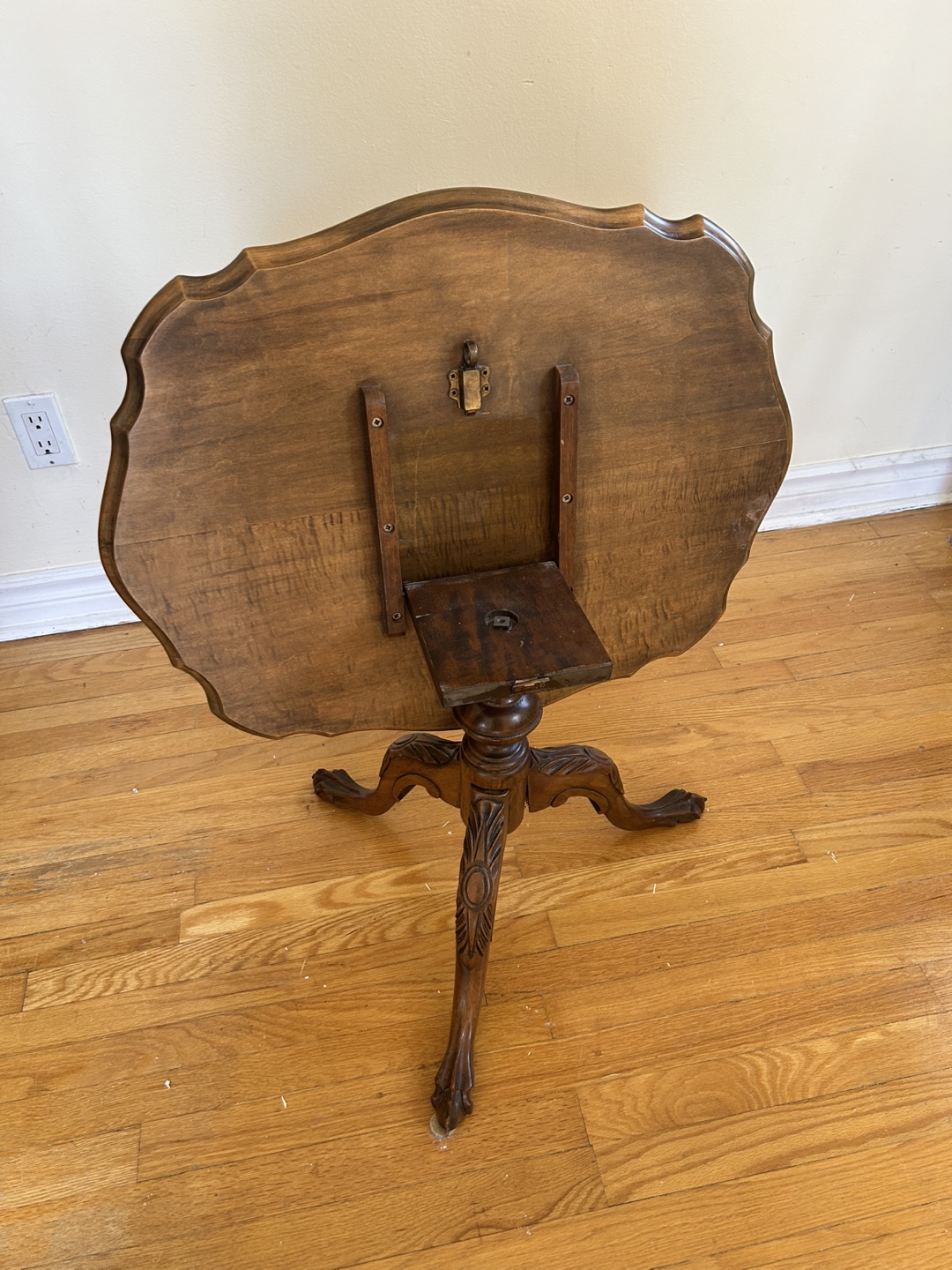 Antique Wooden Tri-Leg Occasional Table - photo 4
