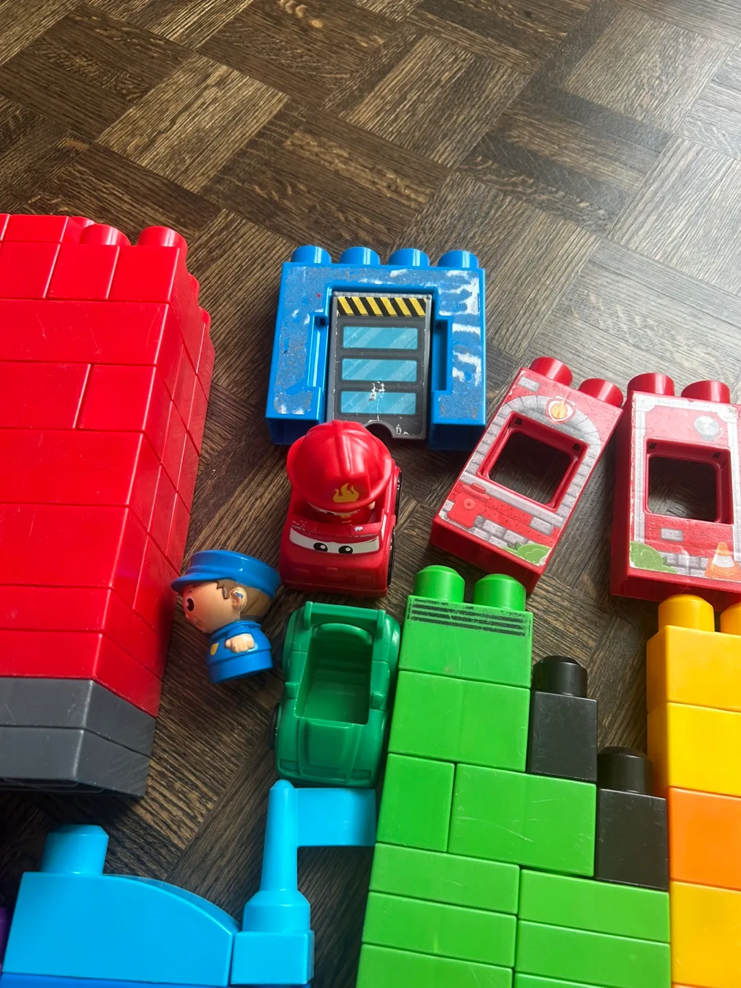 ‼️Moving sale ‼️Mega Bloks Big Building Bag image indicator(3)