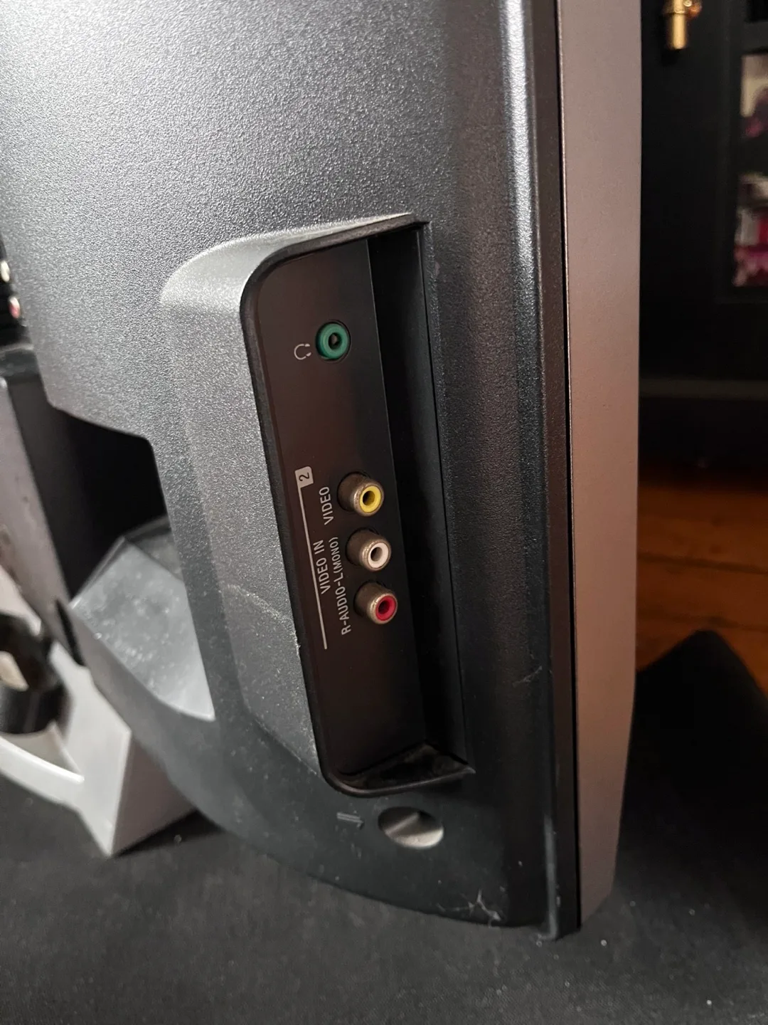 Sony Bravia 32-inch LCD TV image indicator(6)