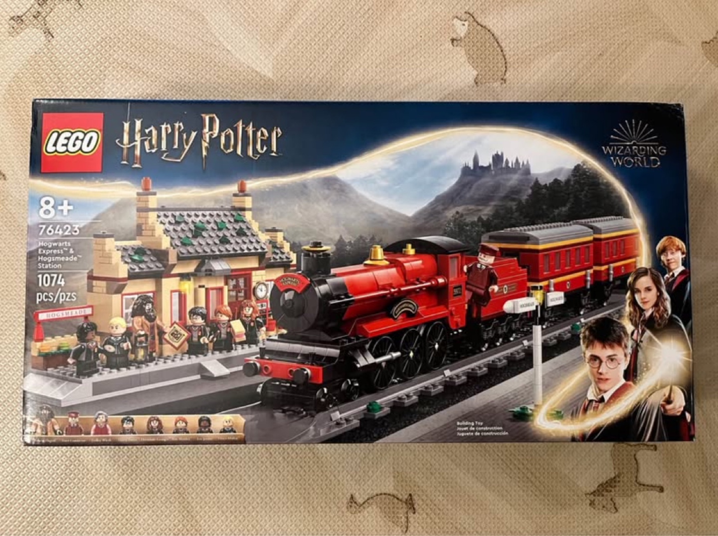 LEGO Harry Potter Hogwarts Express & Hogsmeade Station 76423