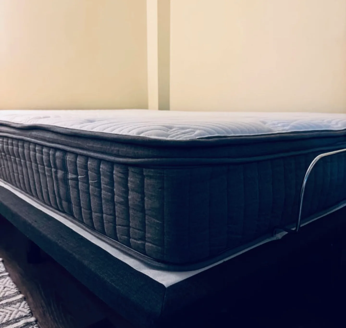 LIVINGbasics Full size Mattress - 10 Inch Memory Foam image indicator(5)