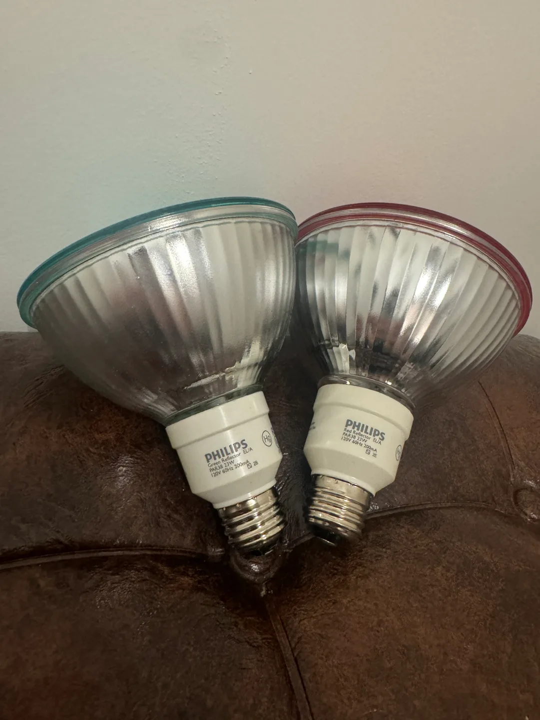 Pair of Philips PAR38 12V 50W Reflector Bulbs - Red & Green image indicator(3)