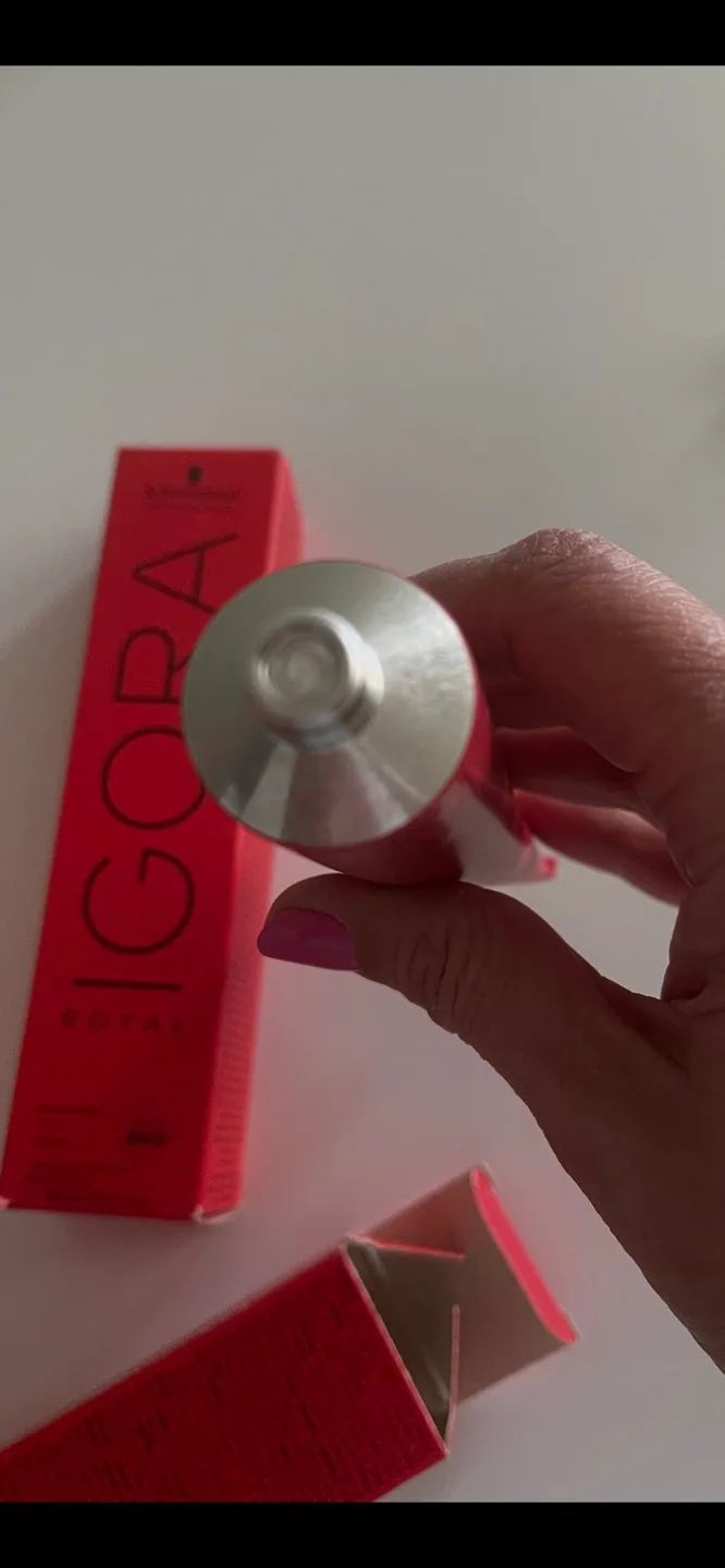 Schwarzkopf Igora Hair Colour 8-0 image indicator(5)