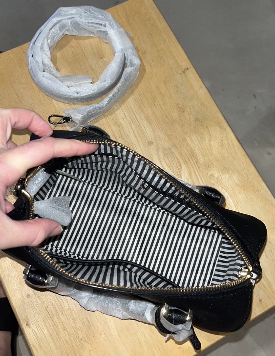 Kate Spade New York Black Leather Handbag - photo 4