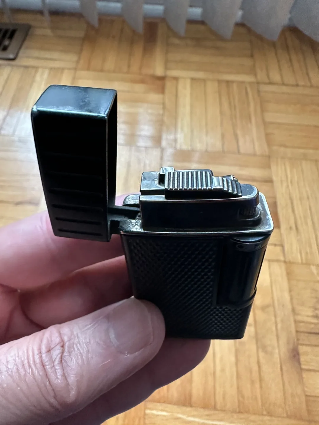 Vintage Calibri Lighter image indicator(3)