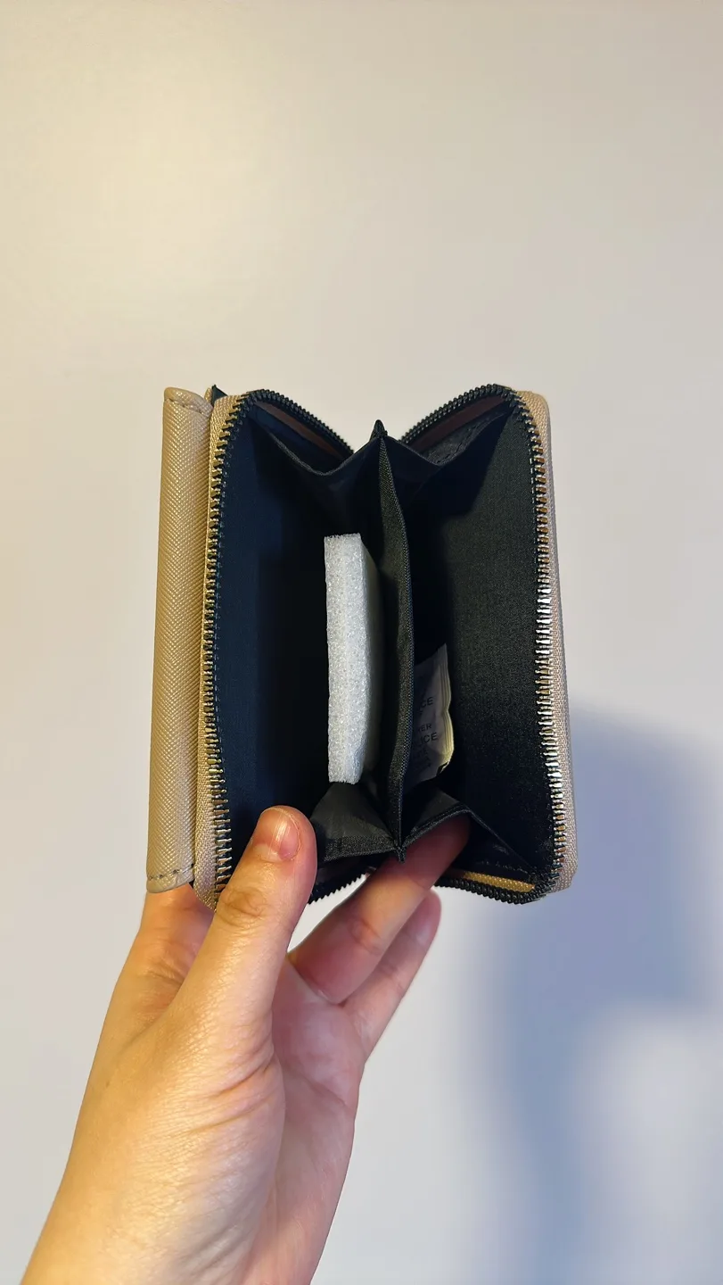 Ardene - Beige Small Envelope Wallet (new) #freecycle image indicator(5)