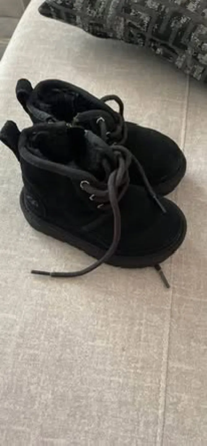 UGG Neumel II Boots - Toddler Size image indicator(2)