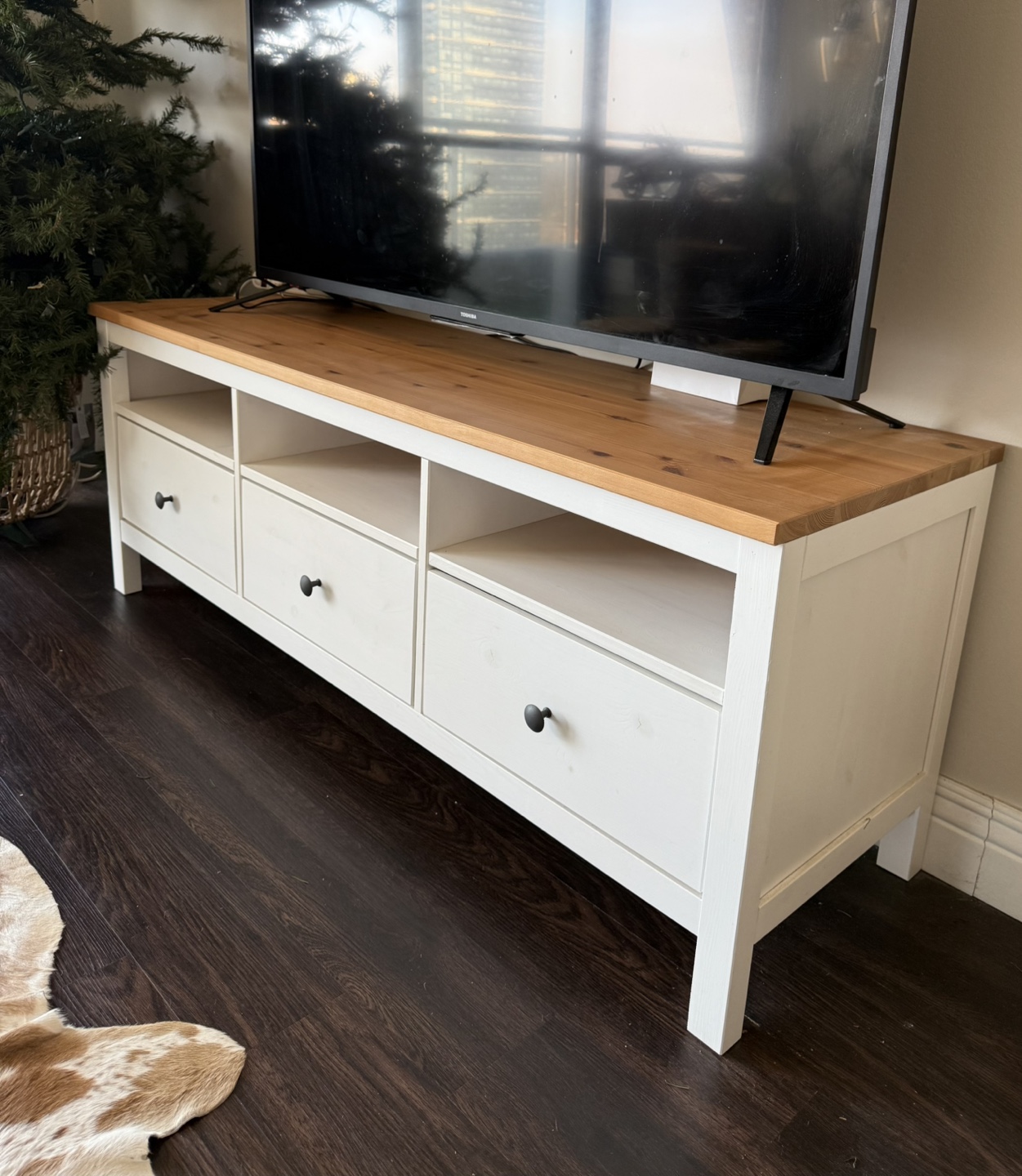 IKEA HEMNES TV Bench - White Stain/Light Brown