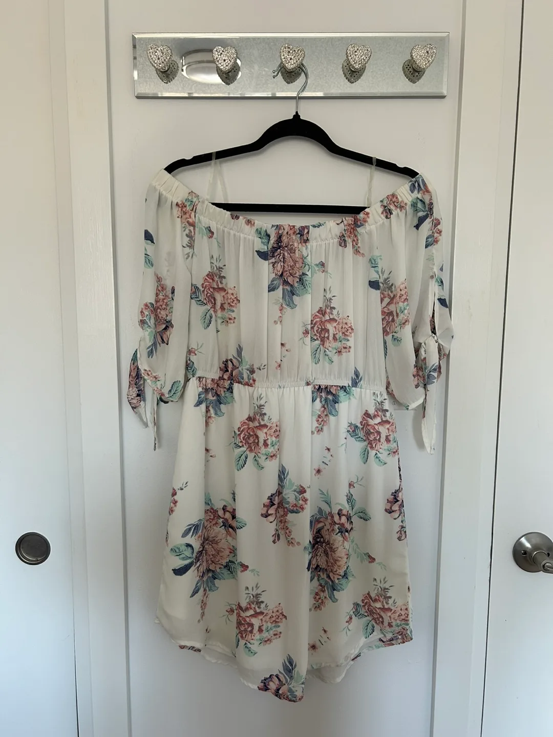 ARDENE Floral Off-the-Shoulder Mini Dress - Size Large image indicator(3)