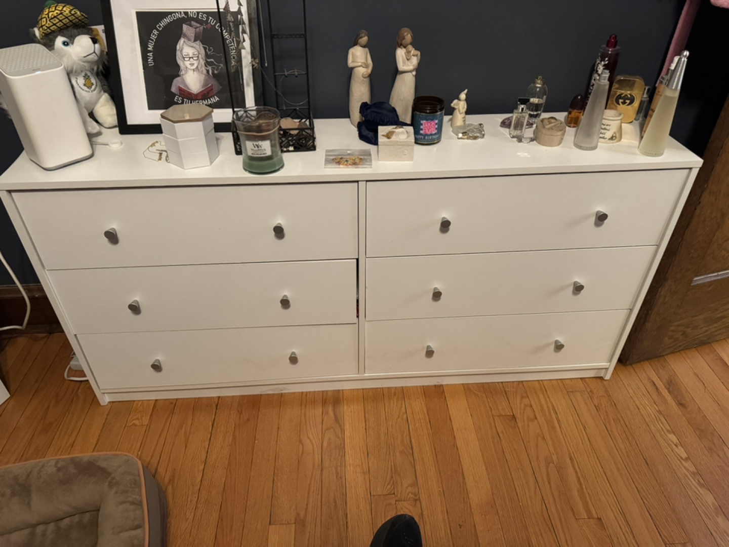 White 6-Drawer Dresser