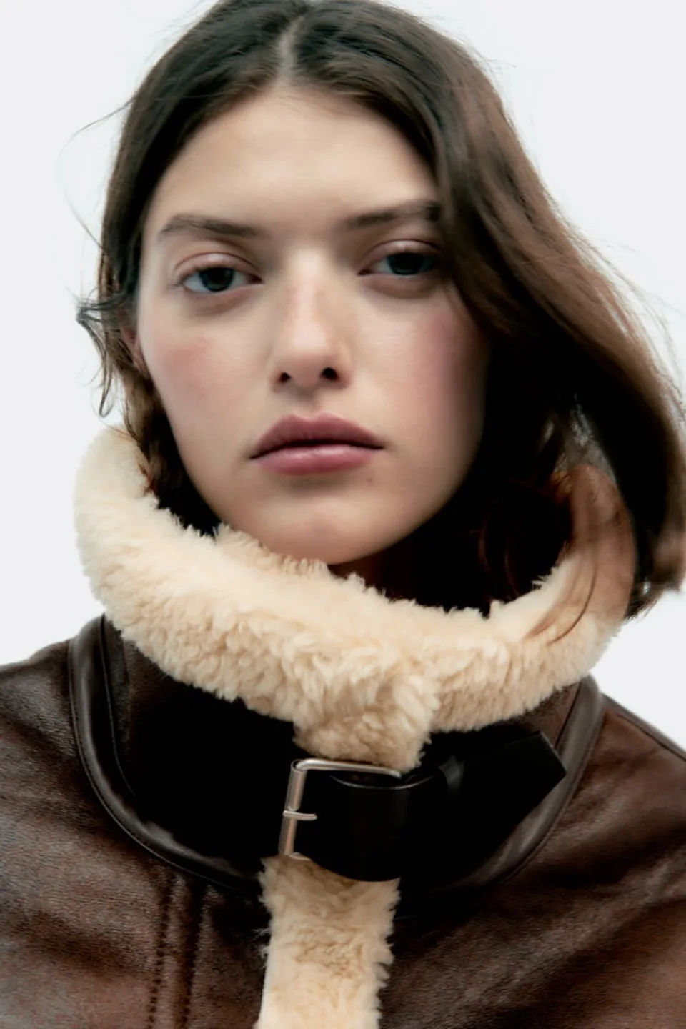 Zara Brown Shearling Aviator Jacket image indicator(6)