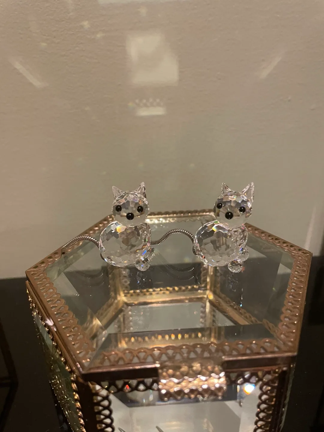 Cat Swarovski Crystal Figurine image indicator(5)