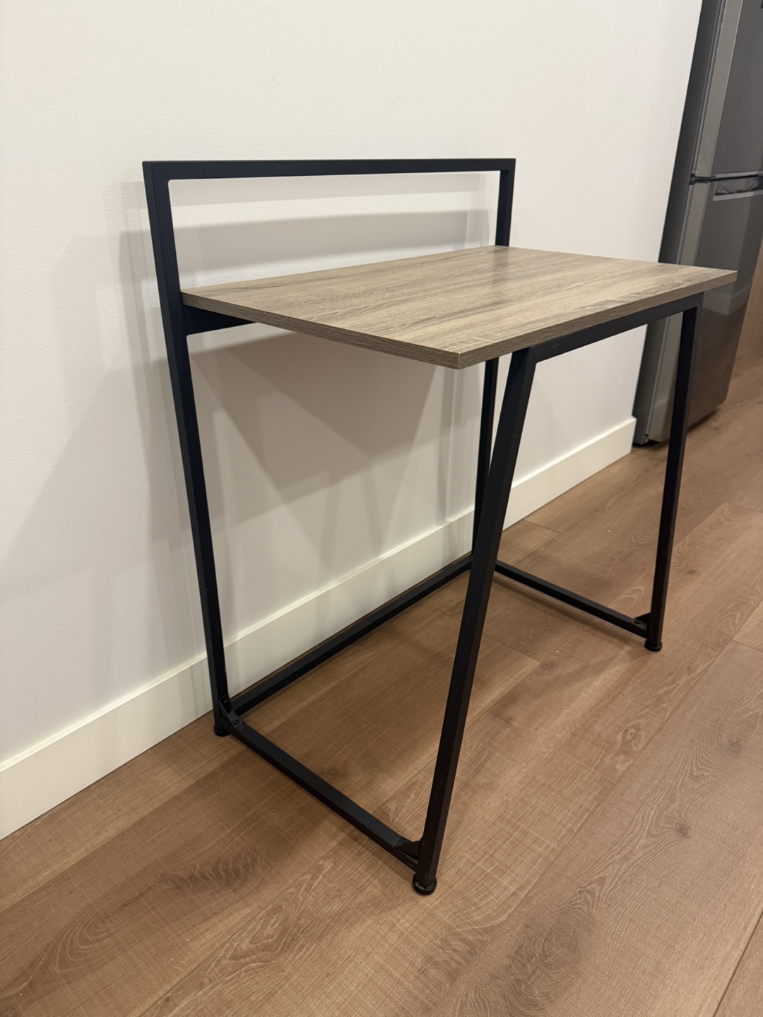 Small Desk with Metal Frame - photo 3