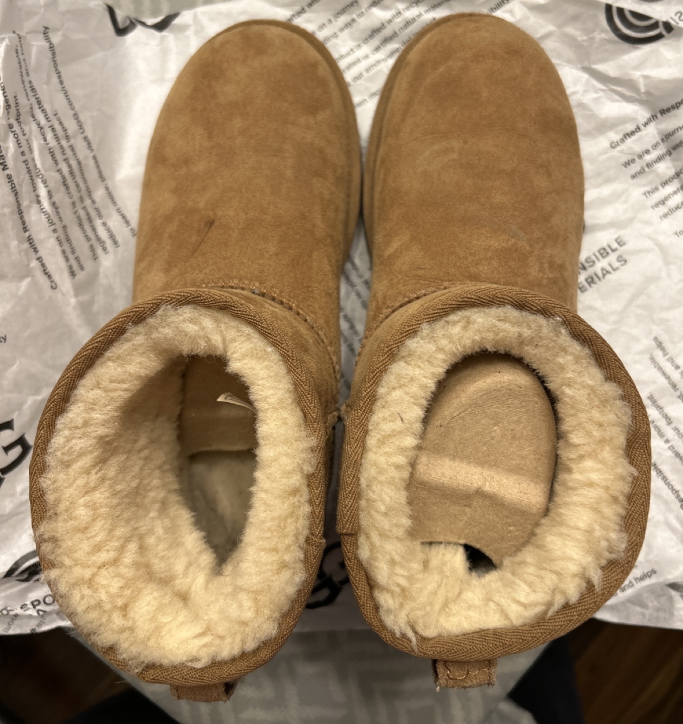 UGG Mini Bailey shearling lined Boots - photo 2