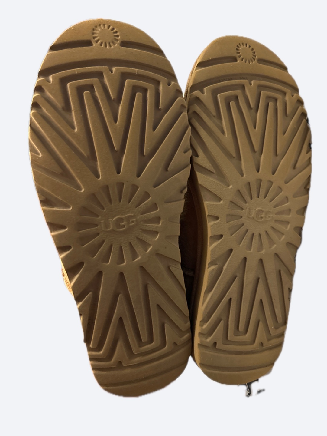 UGG Mini Bailey shearling lined Boots - photo 4