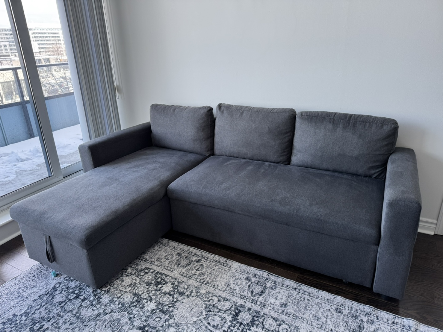 Grey Sectional Sofa with Pull-Out Sleeper