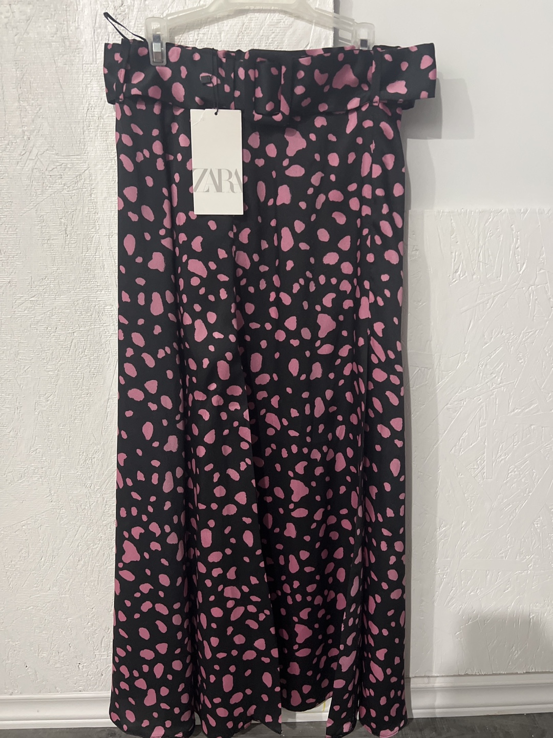 Zara Pink Dalmatian Print Midi Skirt (brand new) - photo 2