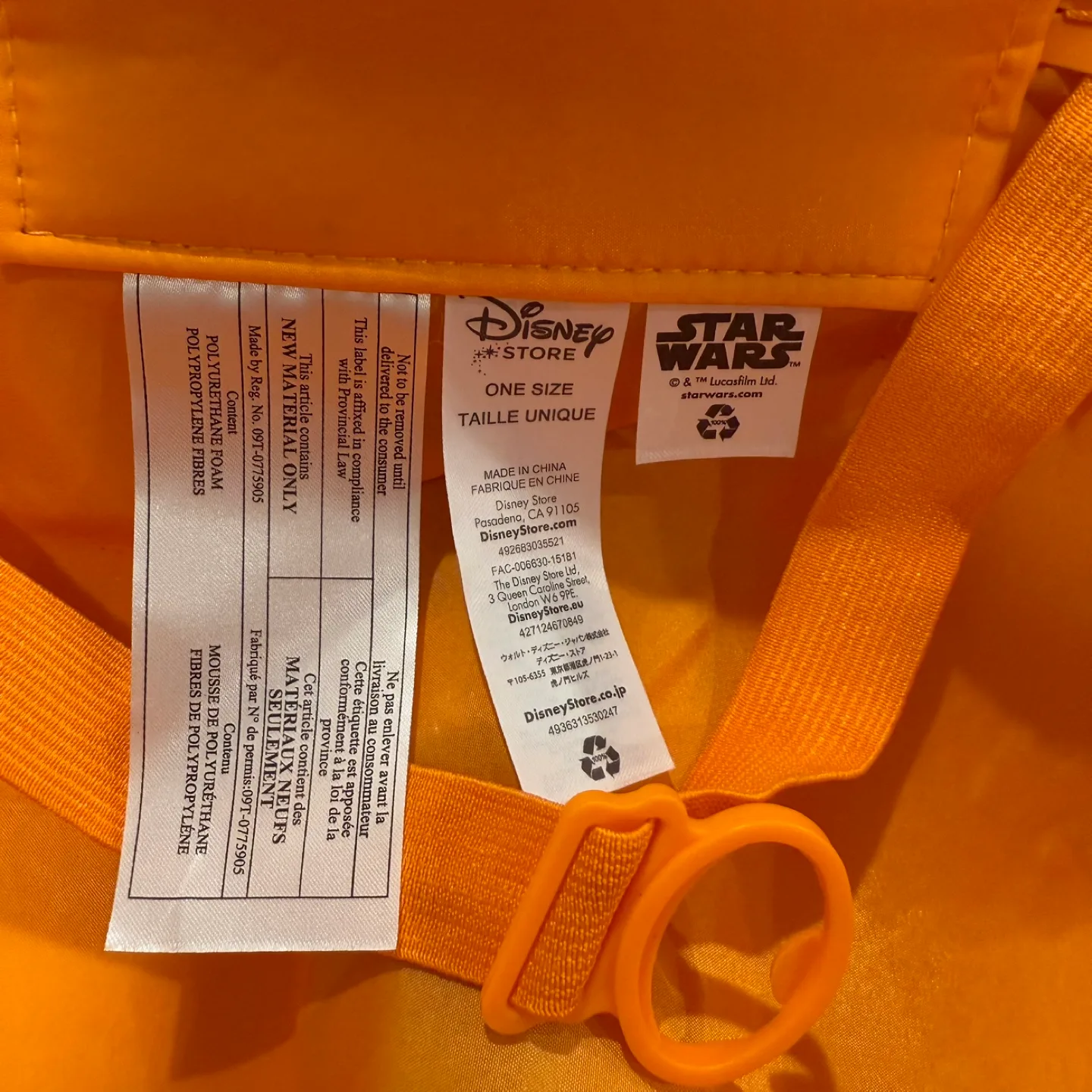 Disney Store Star Wars BB-8 Hard Shell Rolling Luggage Carry-On image indicator(4)