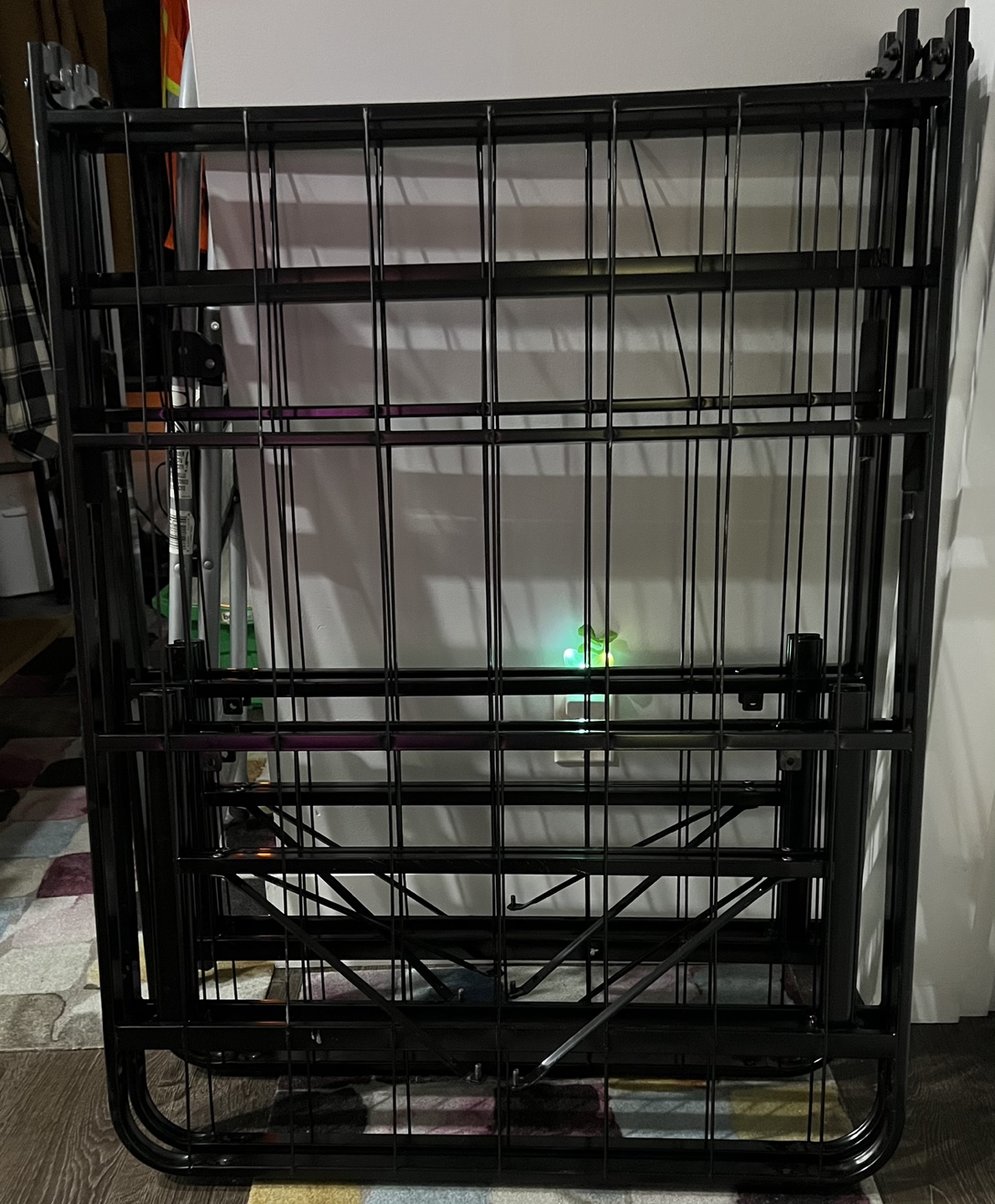 Folding Metal Frame queen frame and queen mattress