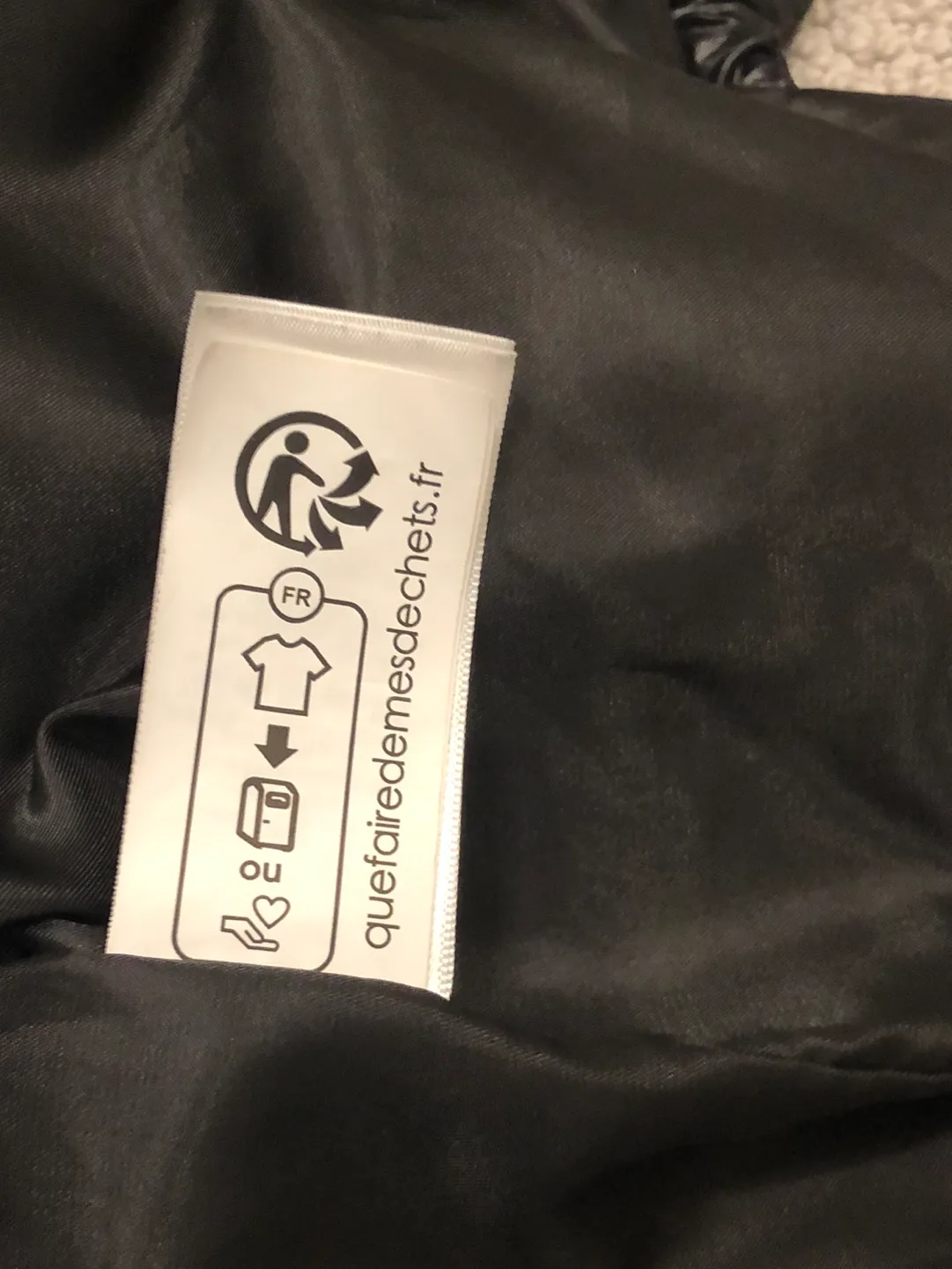 Polo Ralph Lauren Shiny Puffer Jacket image indicator(7)