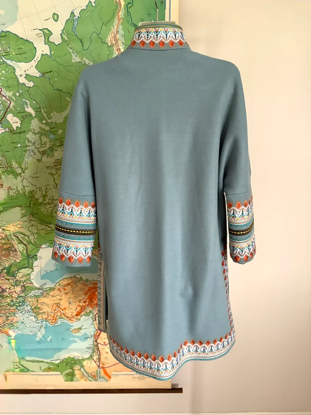 Gorgeous Hand Embroidery 50% Wool Coat - NEW - Size M image indicator(4)