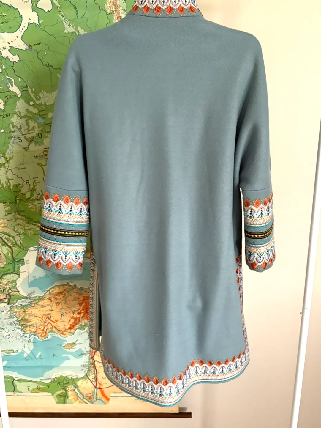 Gorgeous Hand Embroidery 50% Wool Coat - NEW - Size M image indicator(5)