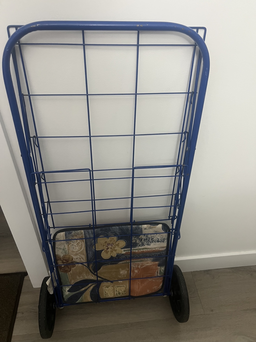 Blue Metal Shopping Cart with Padded Bottom - photo 2