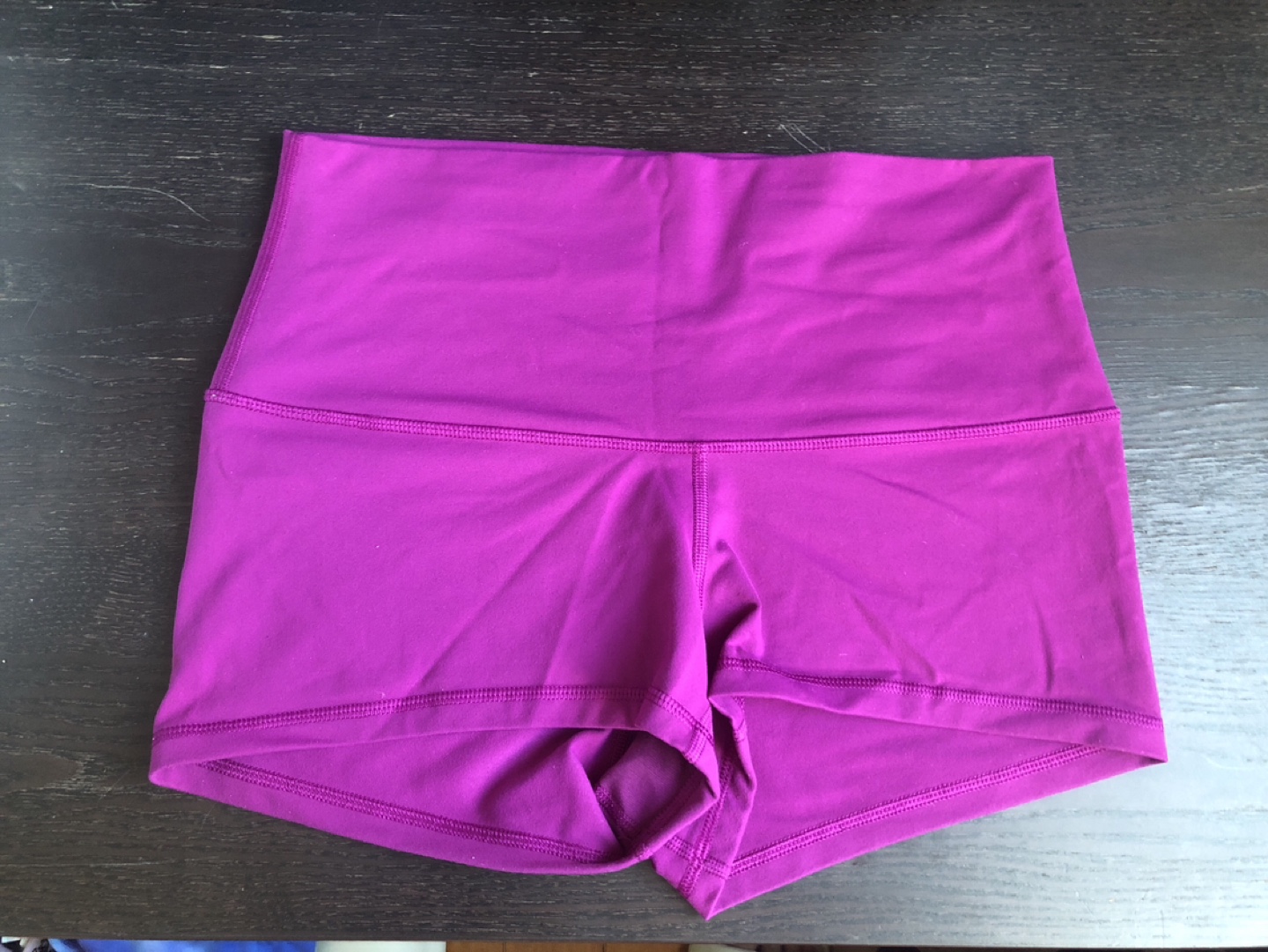 Women’s Lululemon 2” Seam Shorts Size 10 - photo 3