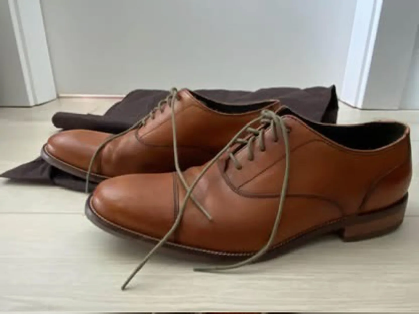 Cole Haan Men's Brown Leather Oxfords M8.5 image indicator(2)