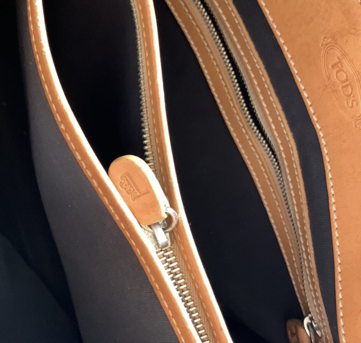 TOD'S Black Canvas Tote Bag with Leather Accents - photo 5