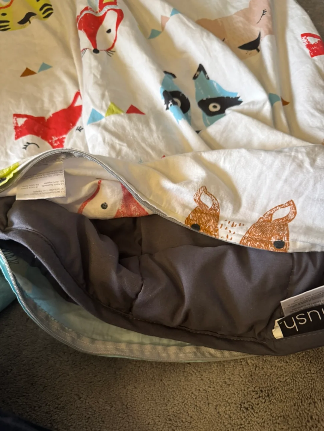 Hush Kids weight blanket- Woodland Animals image indicator(2)