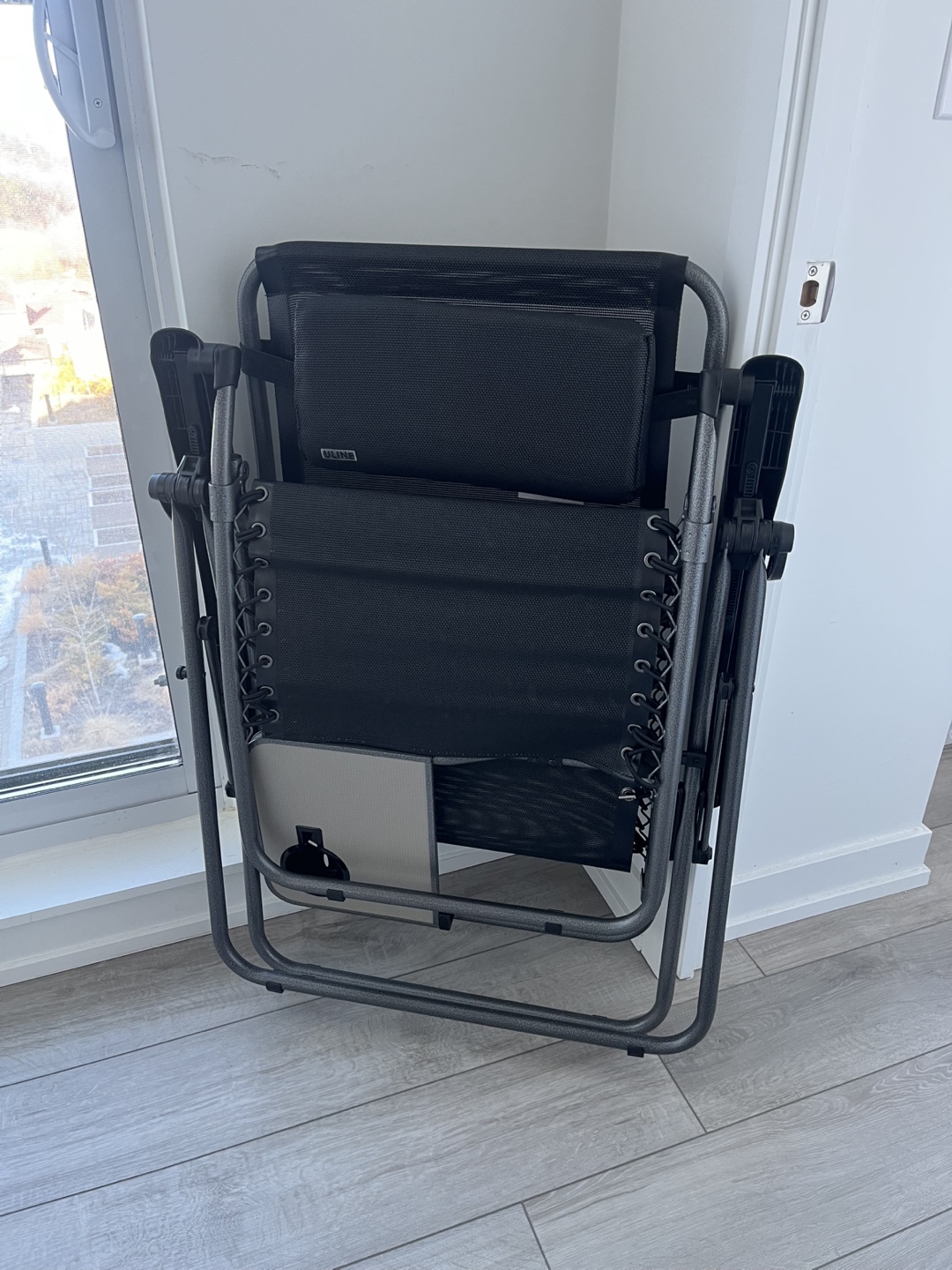 Relaxing Zero Gravity Recliner Chair with Cup Holder - photo 3