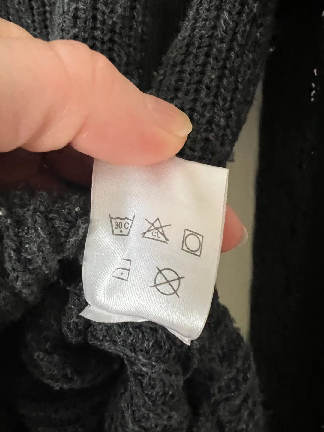 Kismet Women's Medium Grey Knit Sweater image indicator(7)