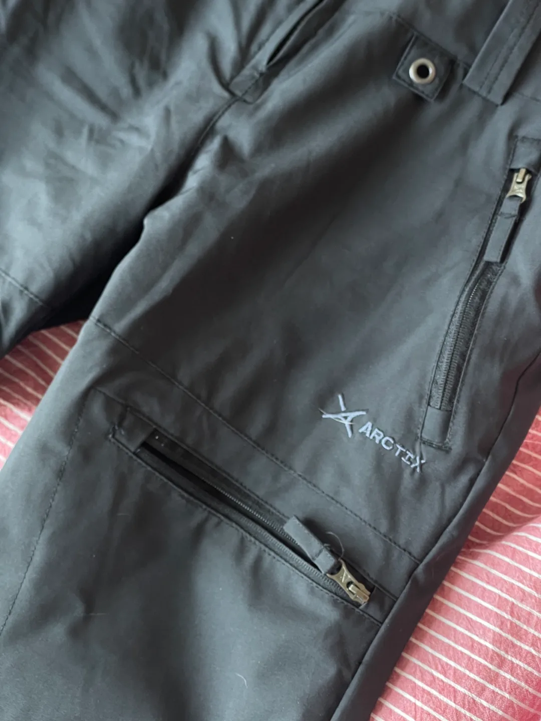 ARCTIX Women's Traverse Snowboard Bib - S image indicator(3)