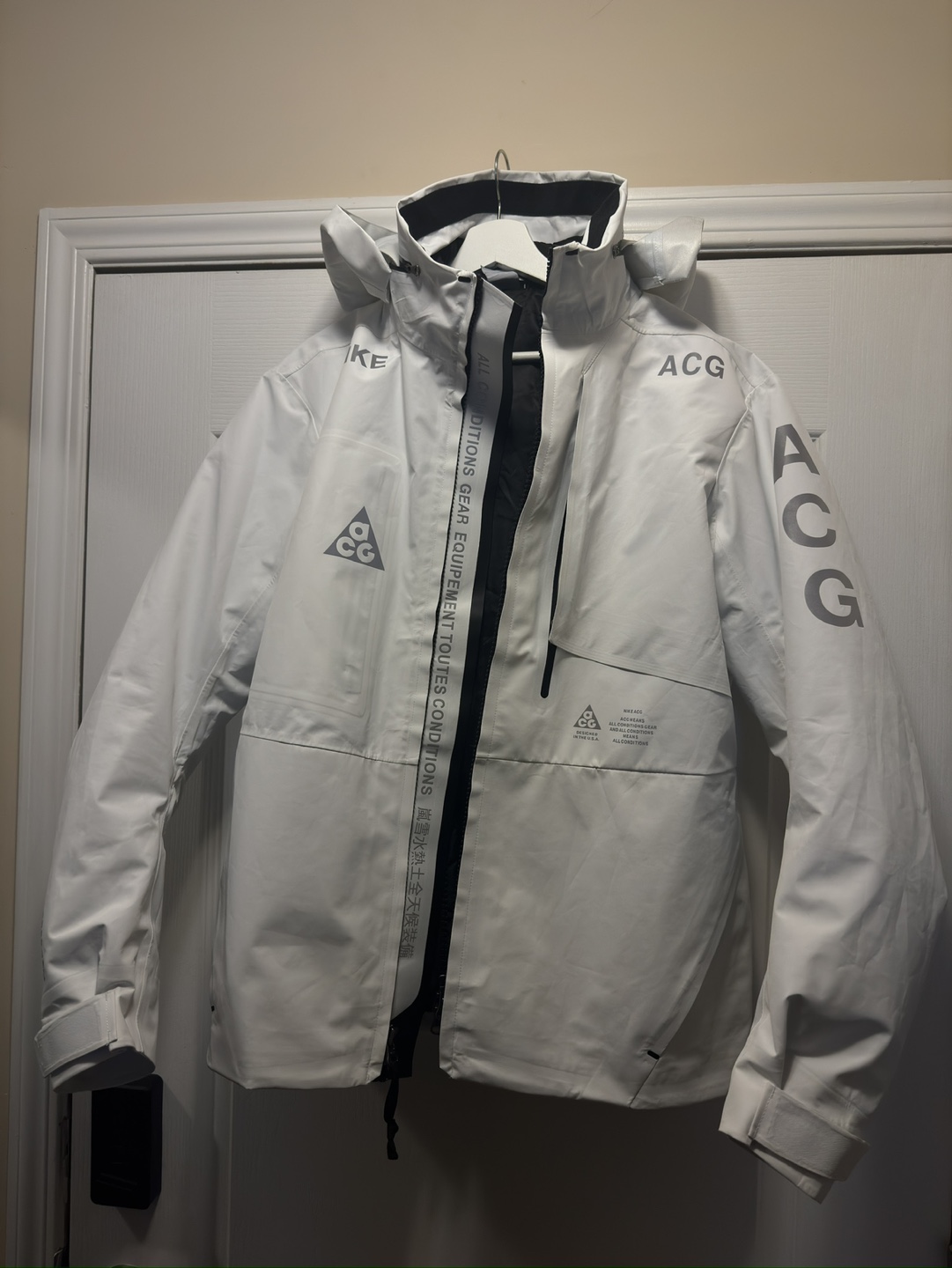 Nike ACG All Conditions Gear Jacket - Size L