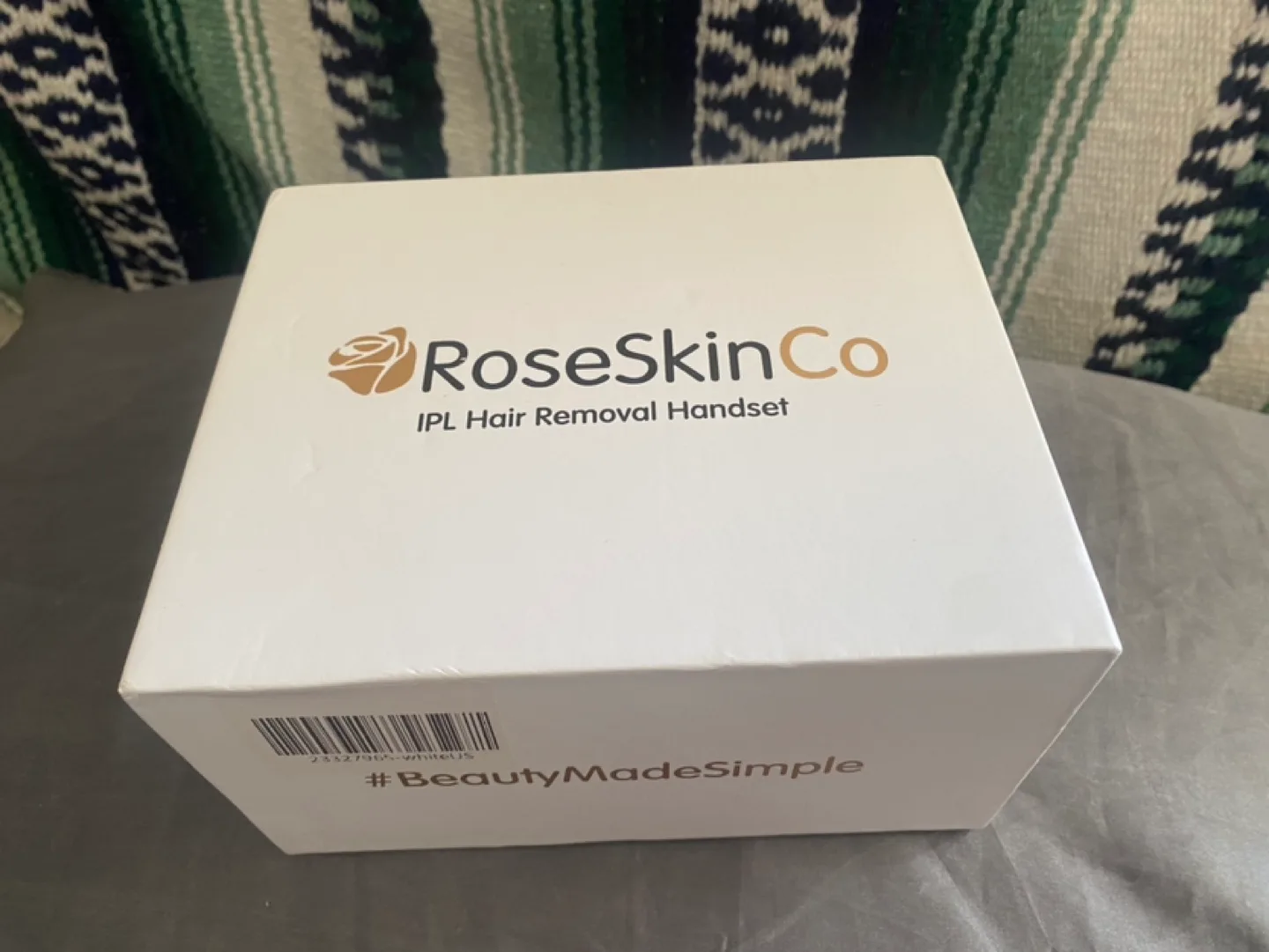RoseSkinCo IPL Hair Removal Handset - Pearl White Gold image indicator(2)