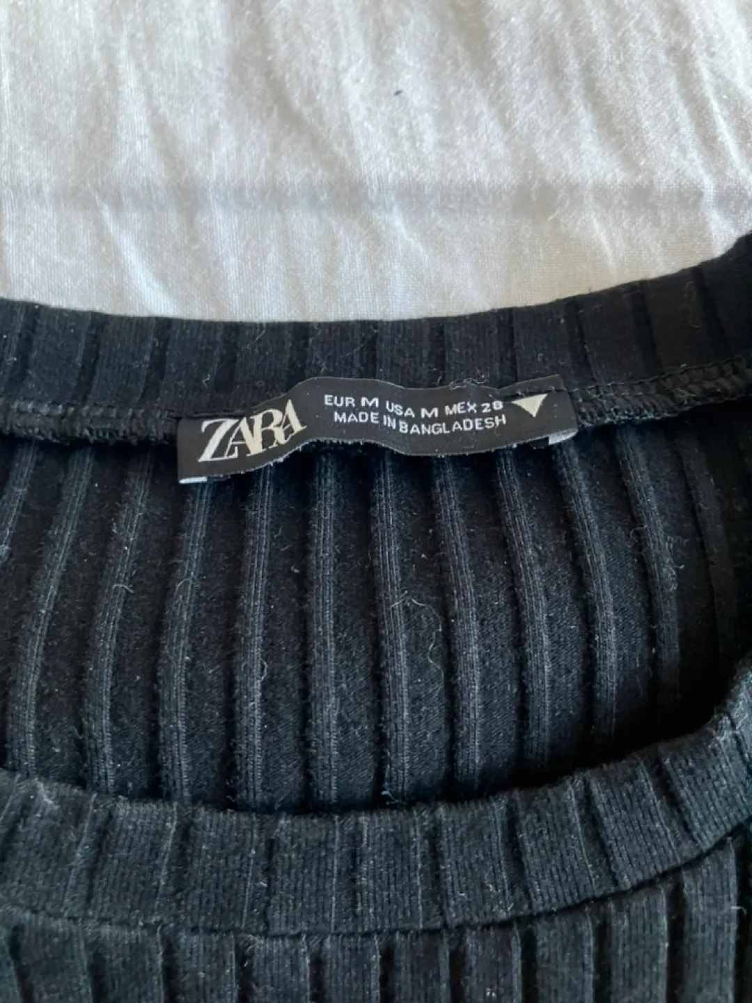 Zara Black Ribbed Long Sleeve Crop Top with Tie image indicator(3)