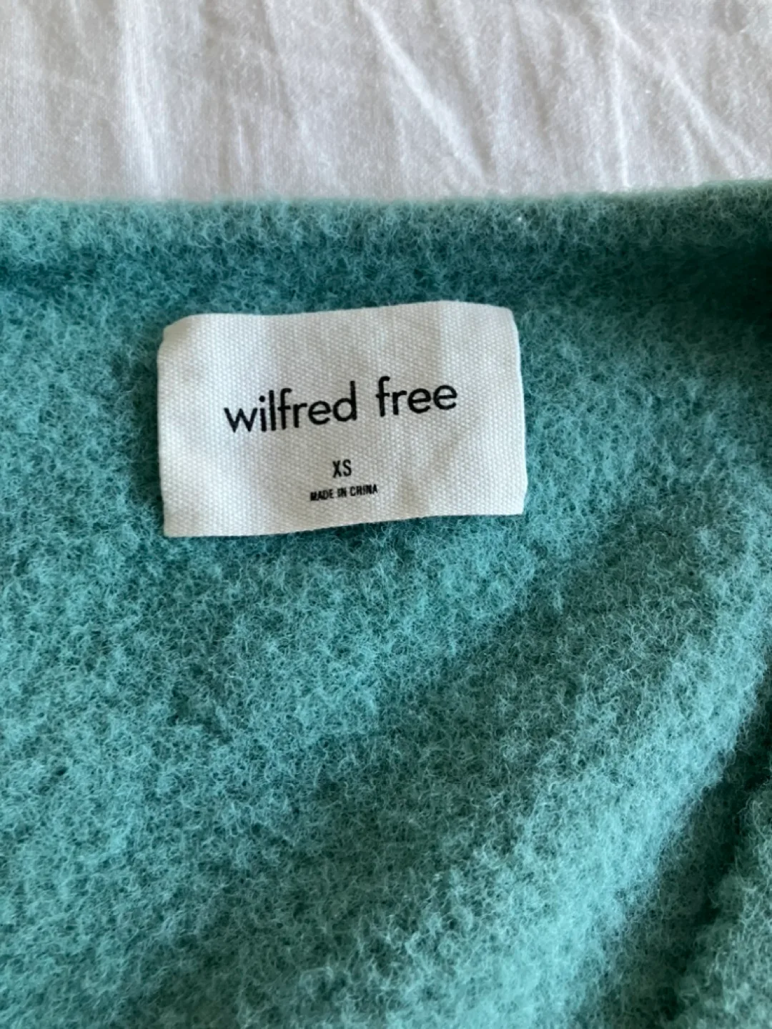 Wilfred Free V-Neck Sweater - Teal - Size XS image indicator(3)