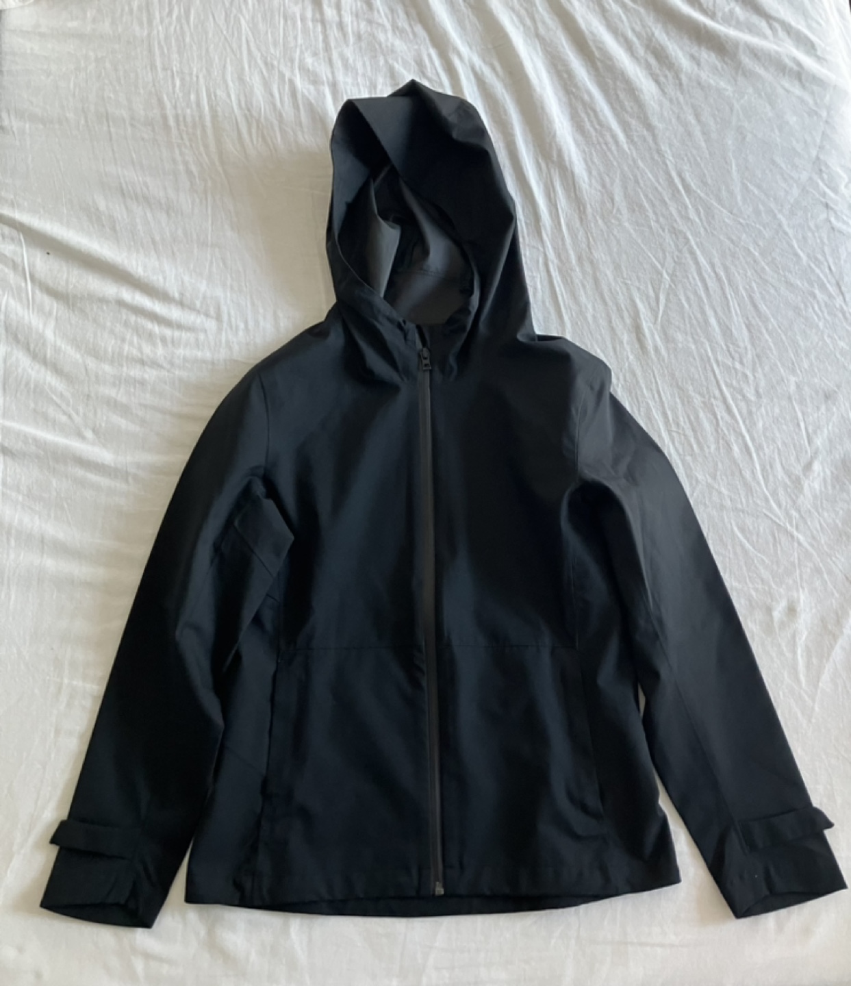 Uniqlo Women's Black Hooded Jacket - Size Small