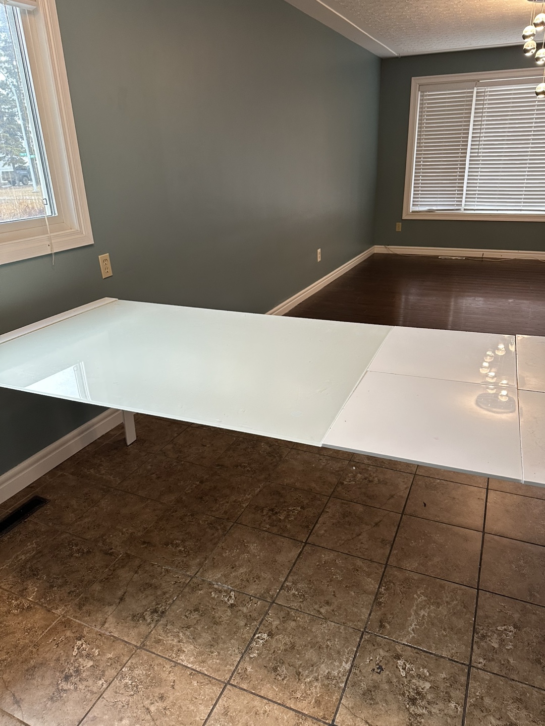 White Glass Extending Dining Table - photo 2