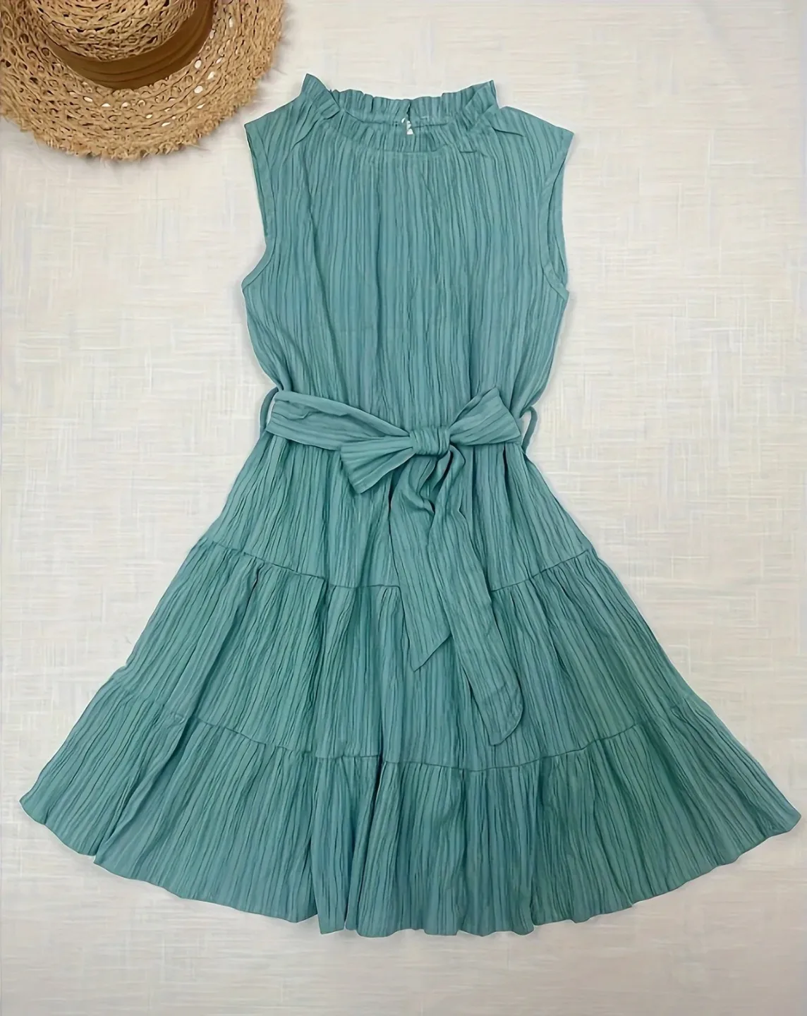 NEW Elegant Women’s Size 14 Dress with Tie Waist thumbnail