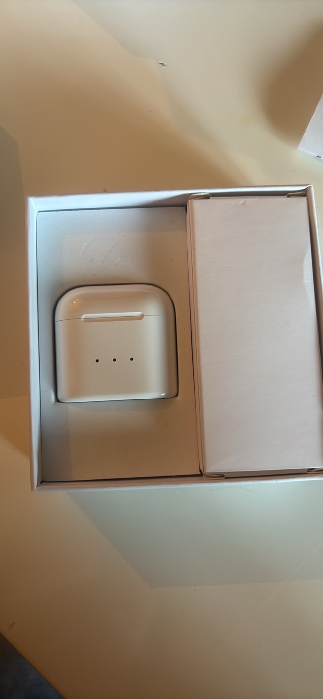 New Hearing Aid Device with Charging Case