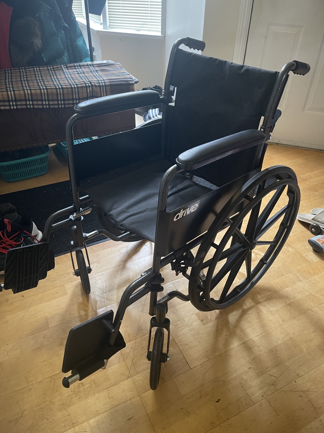 Medical Wheelchair - photo 2