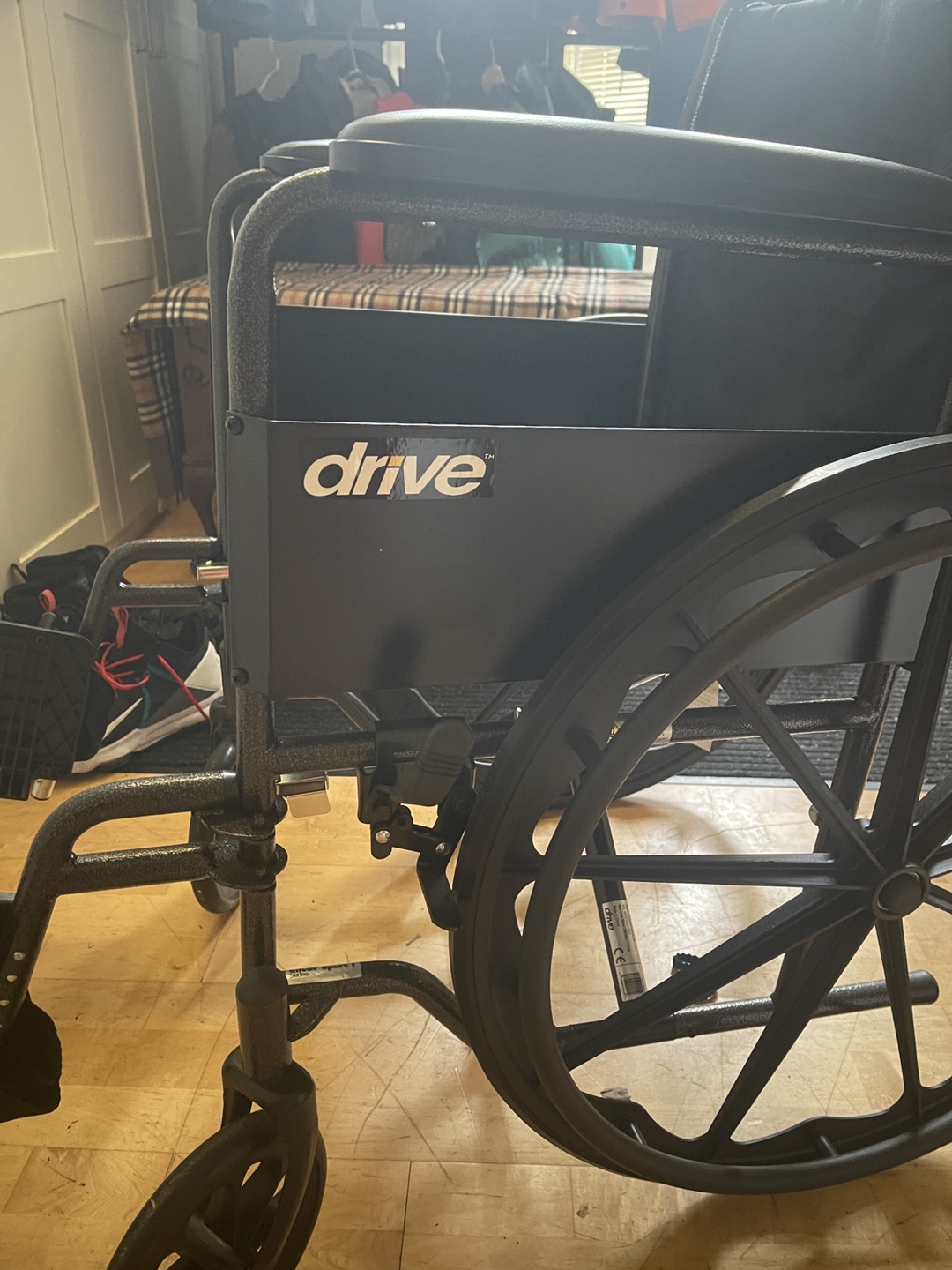Medical Wheelchair - photo 3