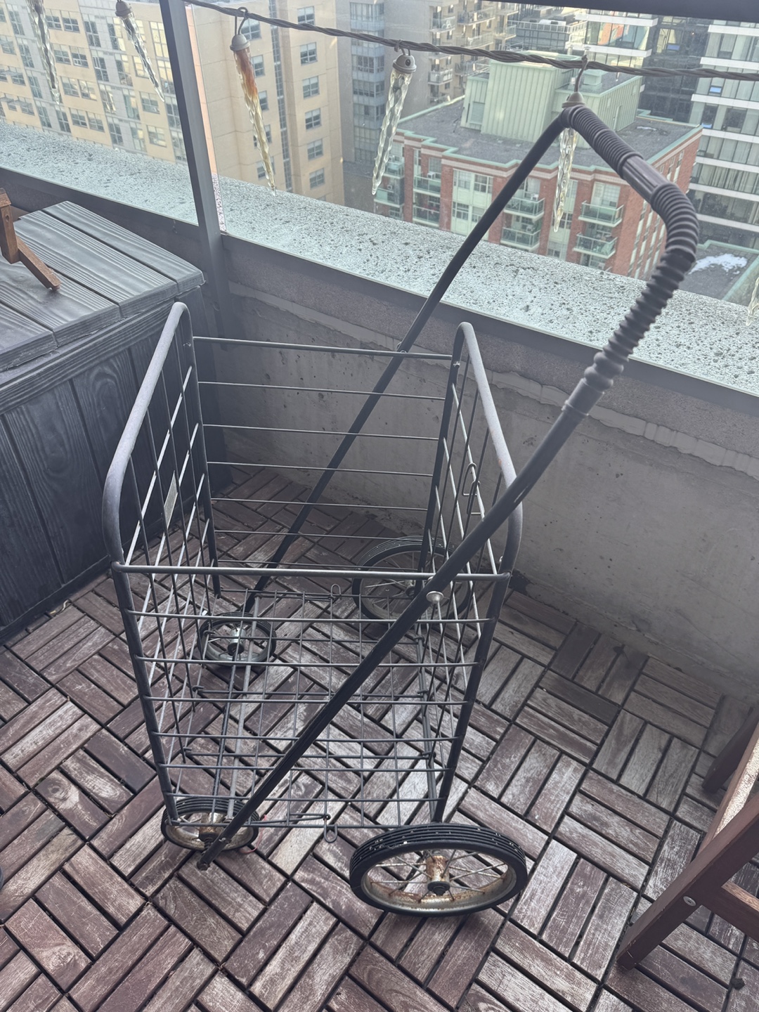Metal Shopping Cart with Handle - photo 3