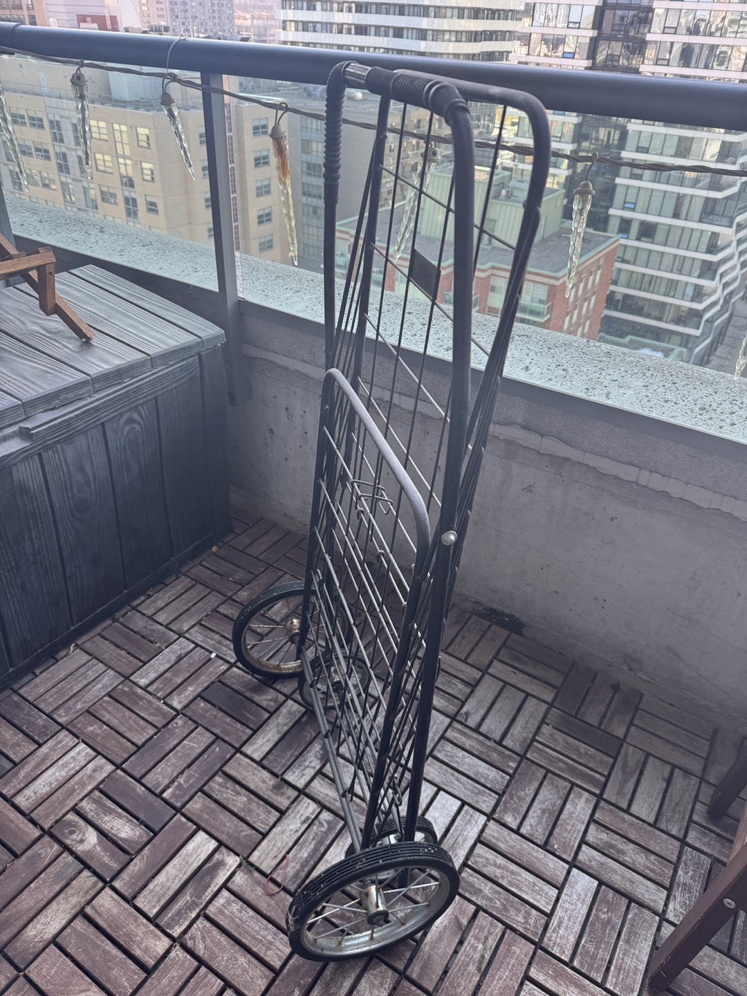 Metal Shopping Cart with Handle